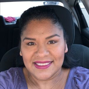 Meet your Posher, Jacqueline